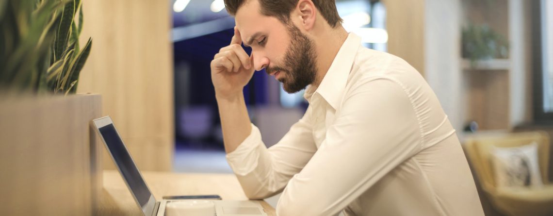 Man having technical difficulties with Cashflow Manager